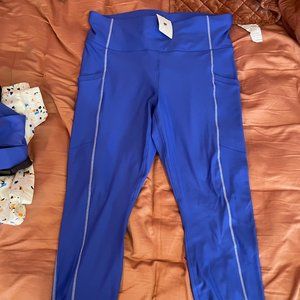 Fabletics high-waisted cold weather pocket leggings